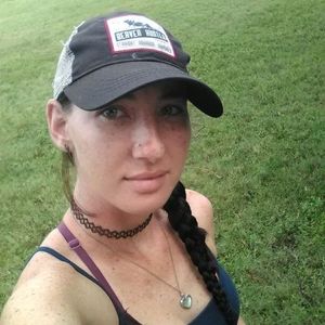 Meet your Posher, Cassandra